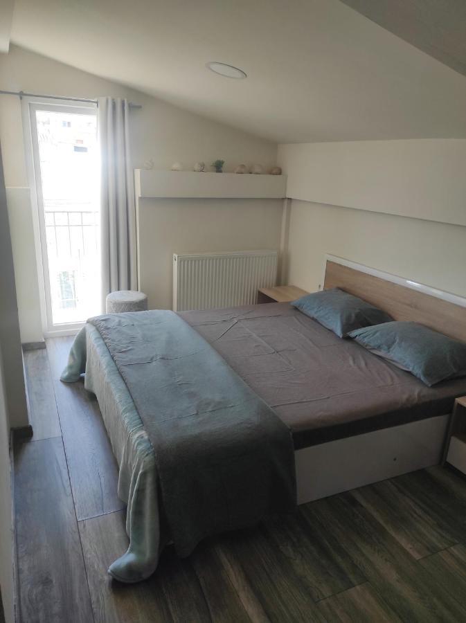 Ferienwohnung Σοφίτα Καλλύνω Thessaloniki Exterior foto