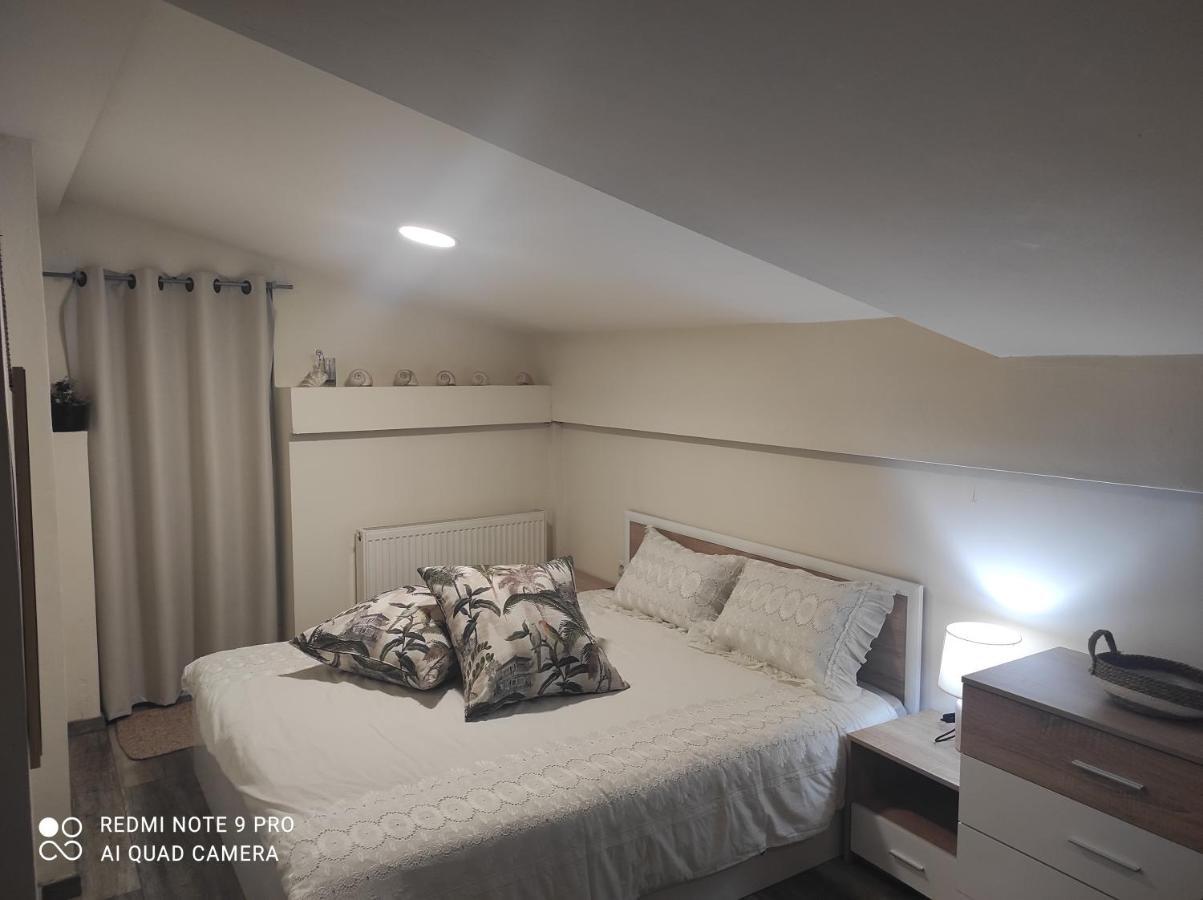 Ferienwohnung Σοφίτα Καλλύνω Thessaloniki Exterior foto